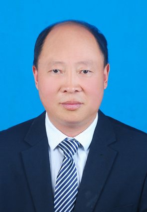 <a href='http://www.hzzczb.cn/tags/第一完全學(xué)校/' target='_blank'><u>南陽(yáng)市第一完全學(xué)校</u></a>高中部校長(zhǎng)羅東
