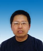謝青峰：河南省骨干教師，高級教師，歷史組長