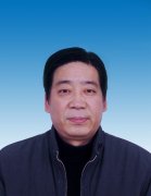 史濤，河南省骨干教師，高級教師，物理組長