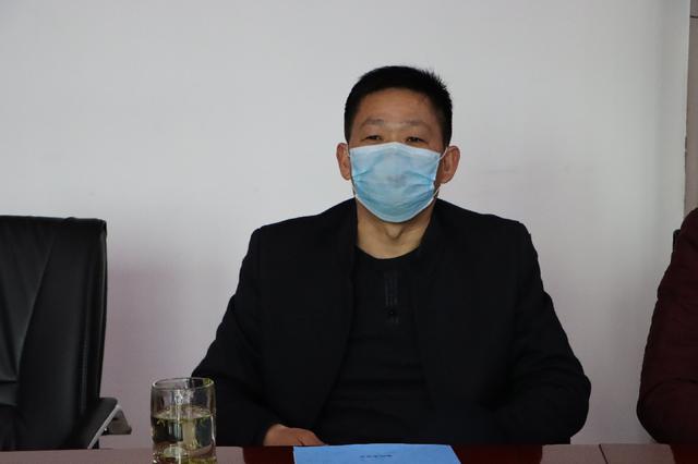市教育局對南陽一中、南陽五中高三開學(xué)準(zhǔn)備工作開展檢查驗(yàn)收
